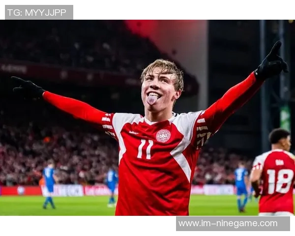 曼联2526赛季首季度财报分析总收入达1403亿镑营业利润1300万镑