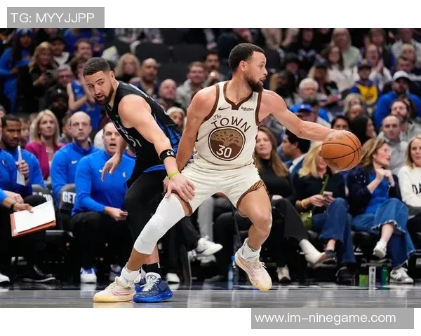 弗拉格连续四场得分30克尼佩尔三分超越库里杰明贡献26分助队取胜